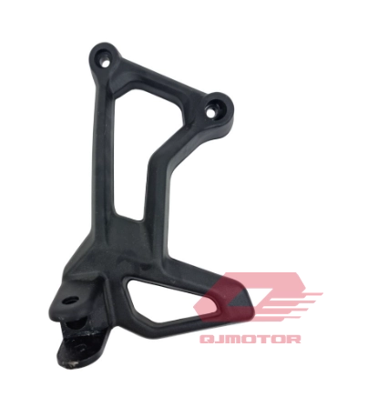 QJ SRT 800 X ARKA BASAMAK BRAKETİ SOL