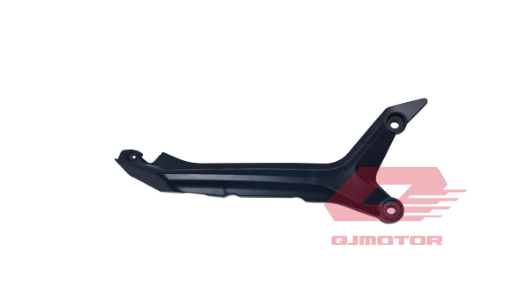 QJ SRT 800 X SELE ALTI KAPAK SAĞ