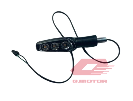 QJ SRT 800X125SATR125RTRX ARKA SİNYAL SAĞ R29